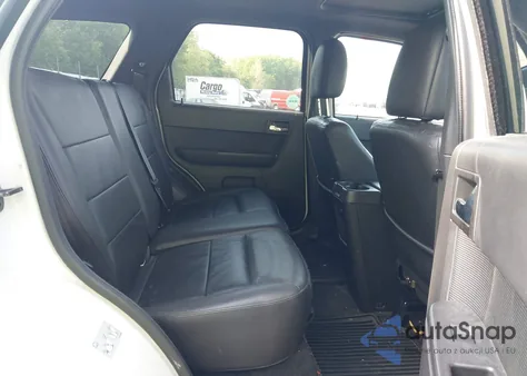 2010 Ford Escape Limited из США, поврежденный, VIN 1FMCU0EGXAKC71785